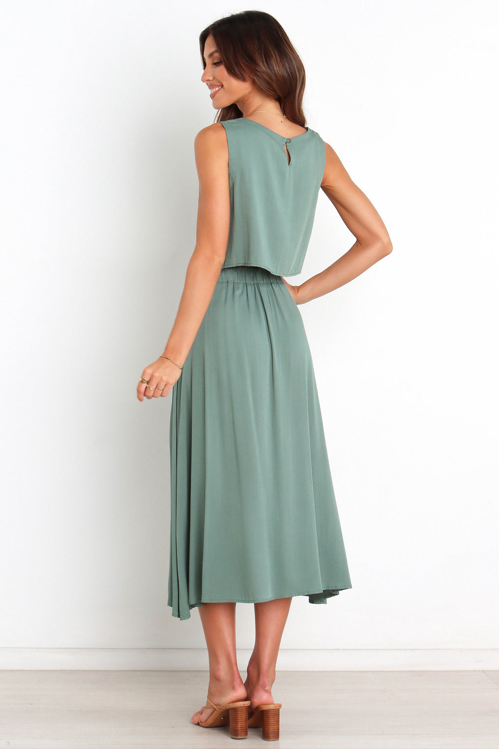 Ava — Lightweight Woven Crop Top | Relaxed Fit | Fresh & Easy Style