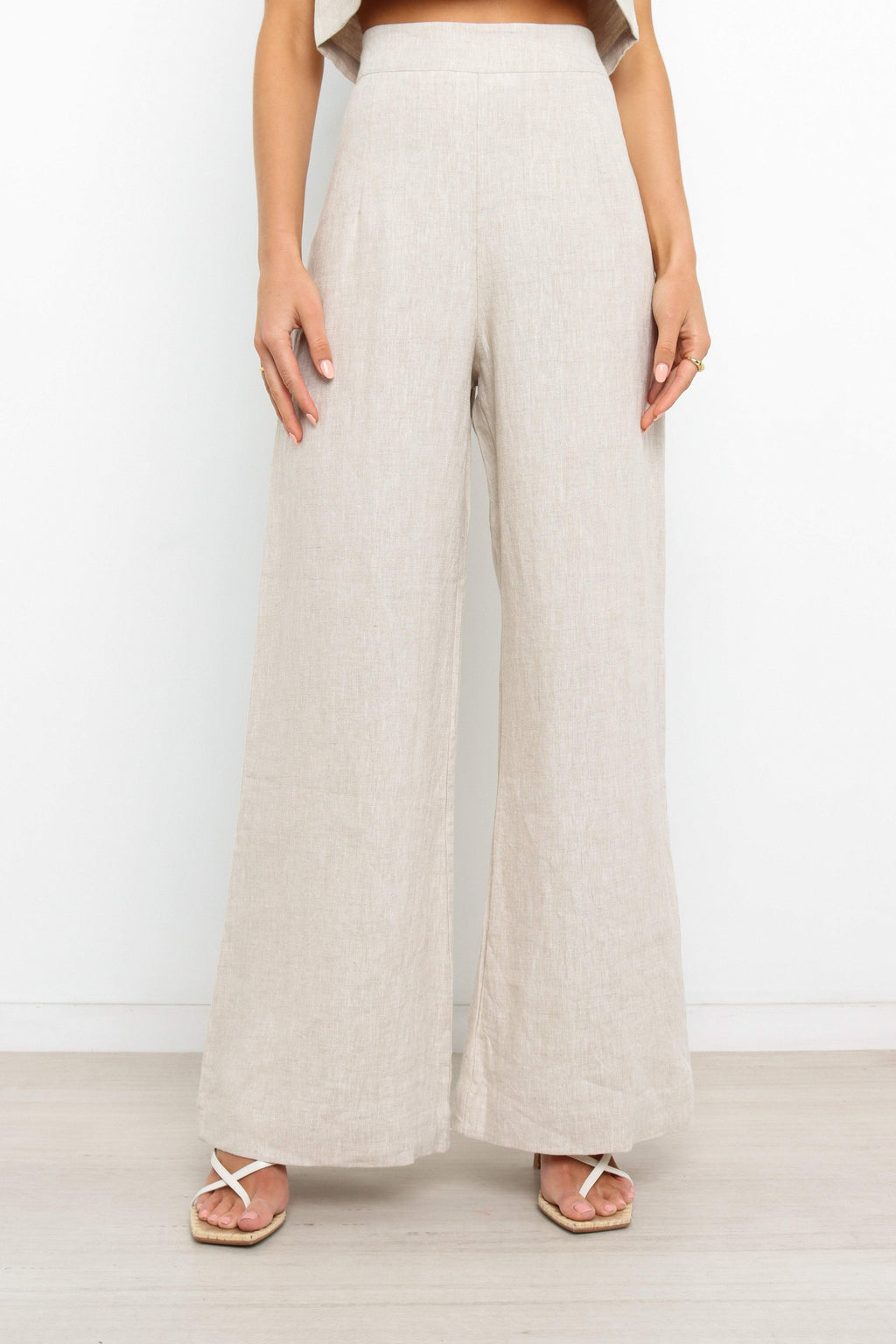 Devlin — Neutral Wide-Leg Woven Trousers | Relaxed Fit | Everyday Essential