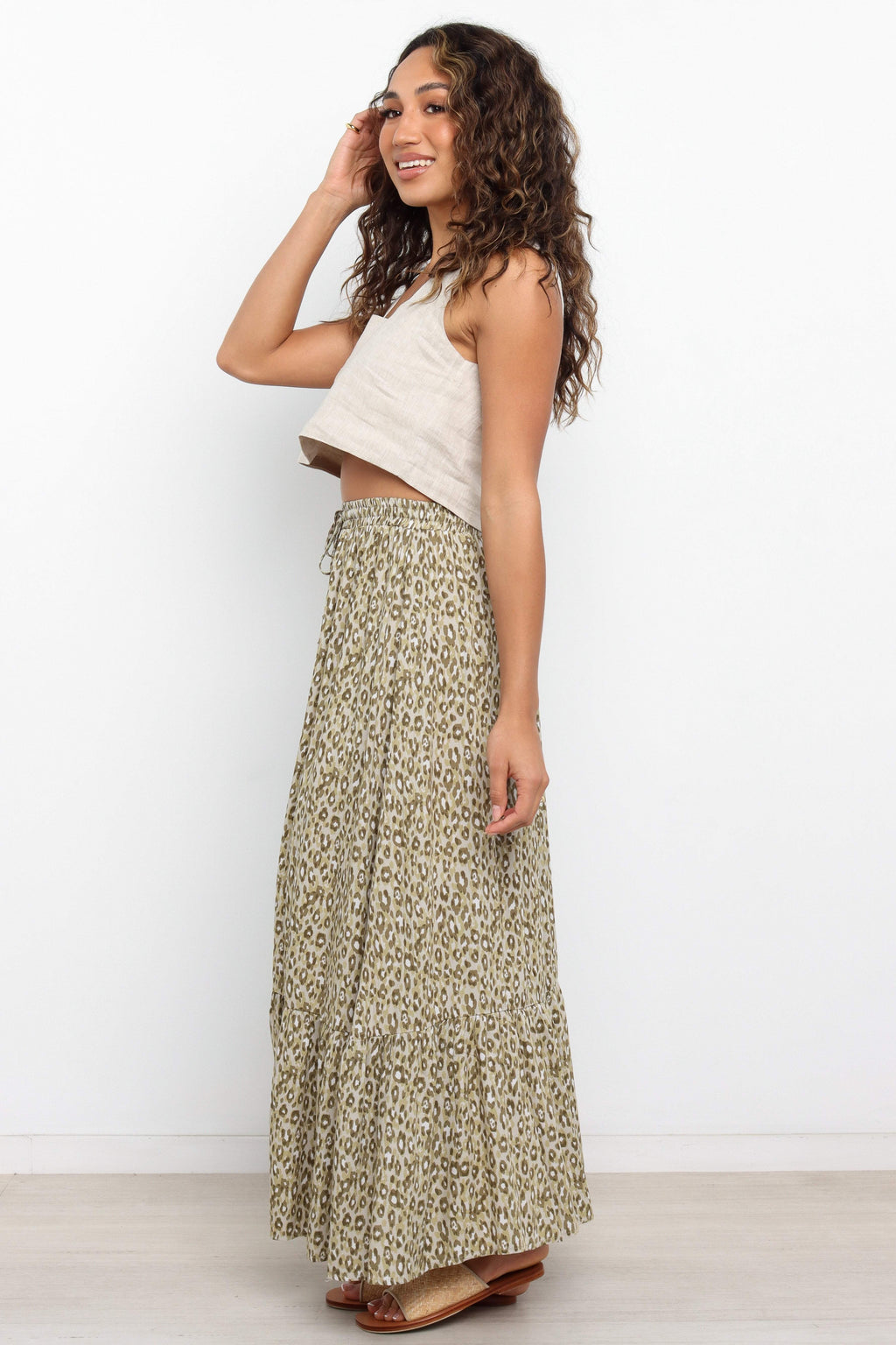 Devlin — Minimal Relaxed Crop Top | Clean Cut | Coordinated Style