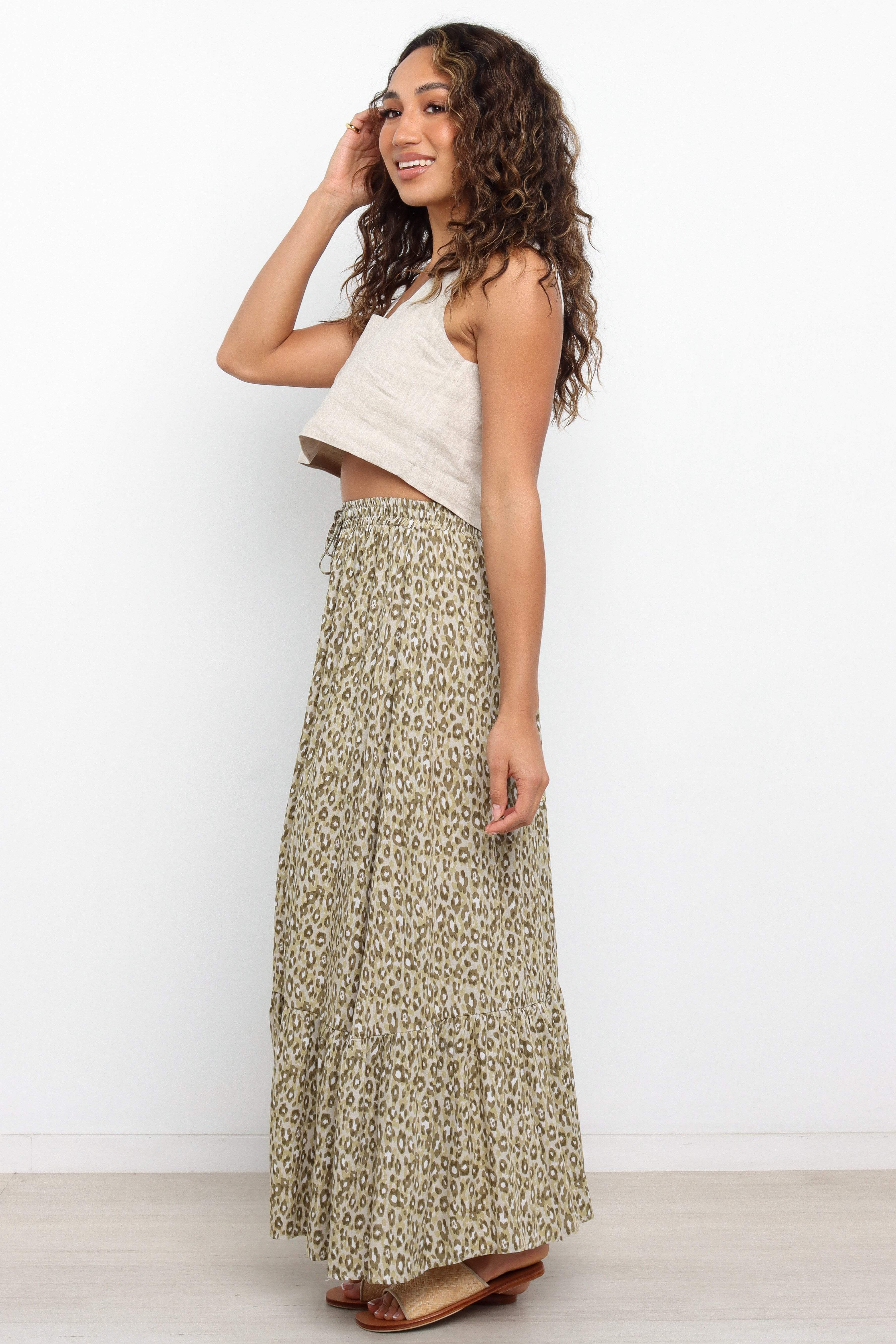 Devlin — Minimal Relaxed Crop Top | Clean Cut | Coordinated Style