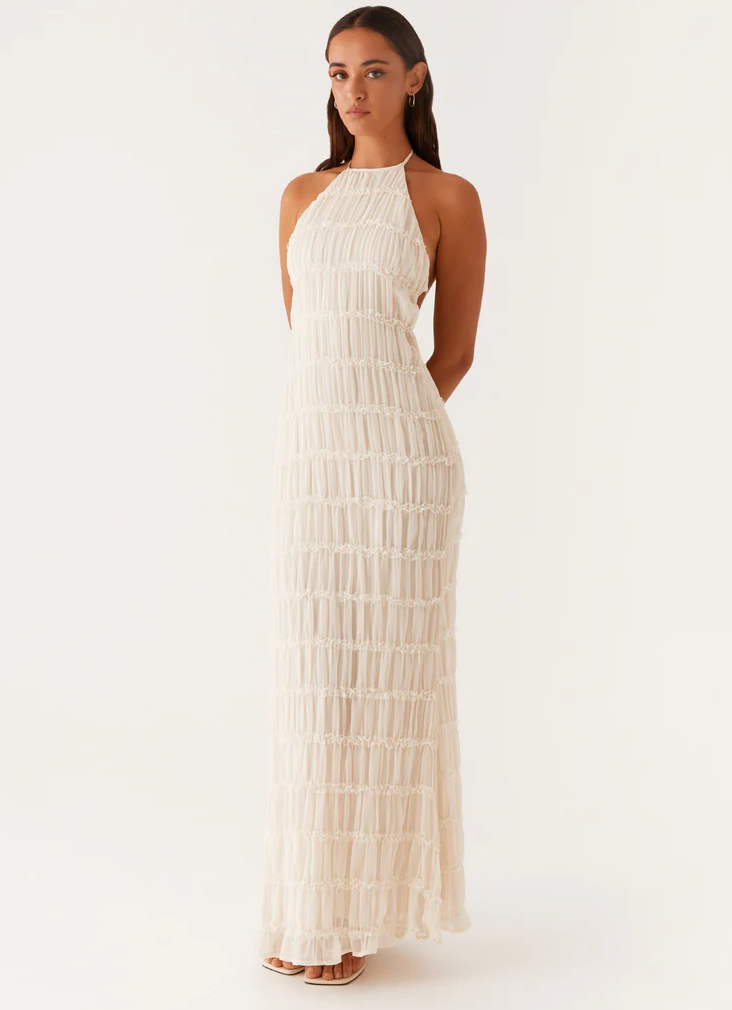 Jolene — Halter-Neck Woven Maxi Dress | Flowing Silhouette | Elegant Evening