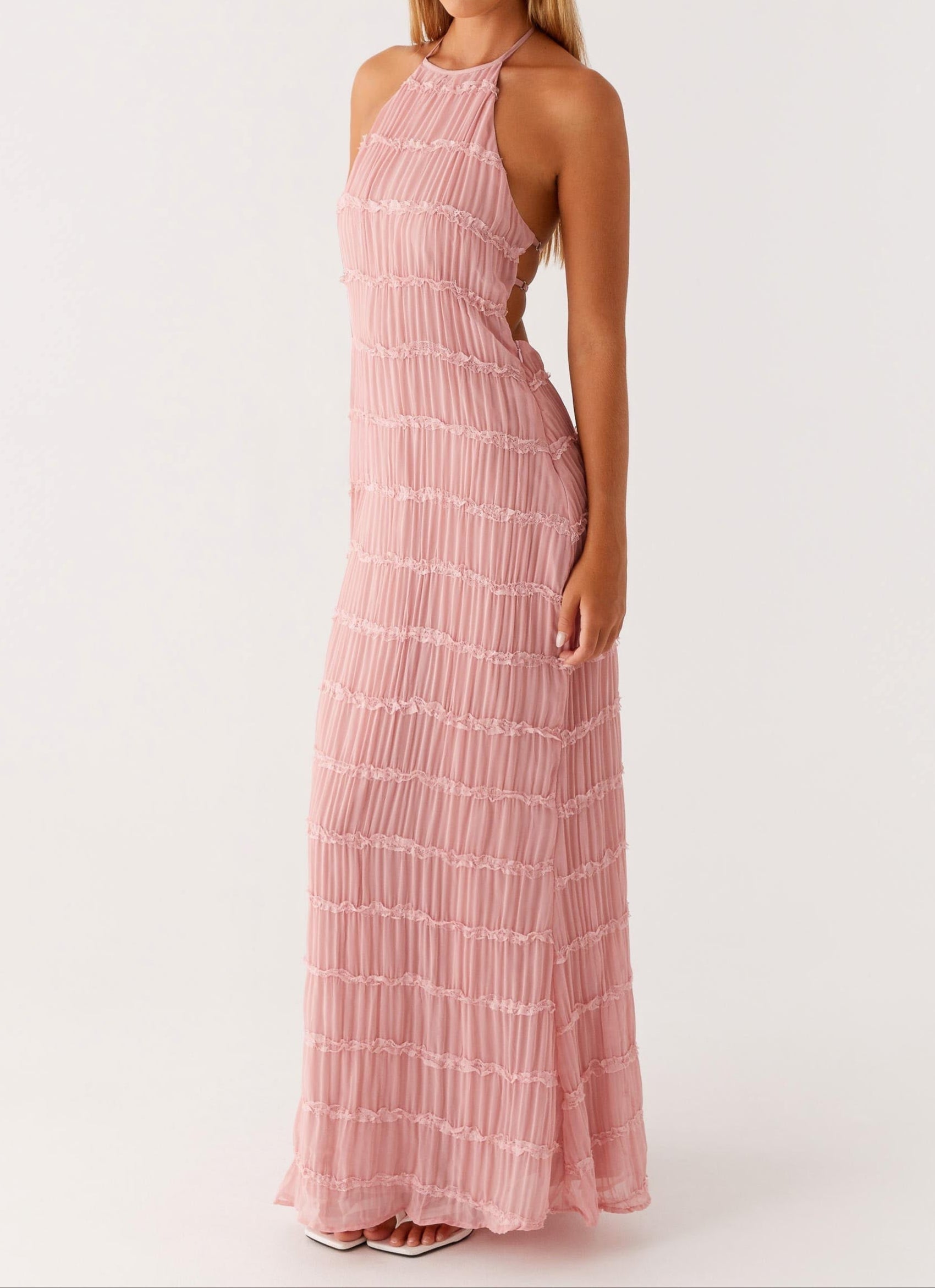 Jolene — Halter-Neck Woven Maxi Dress | Flowing Silhouette | Elegant Evening